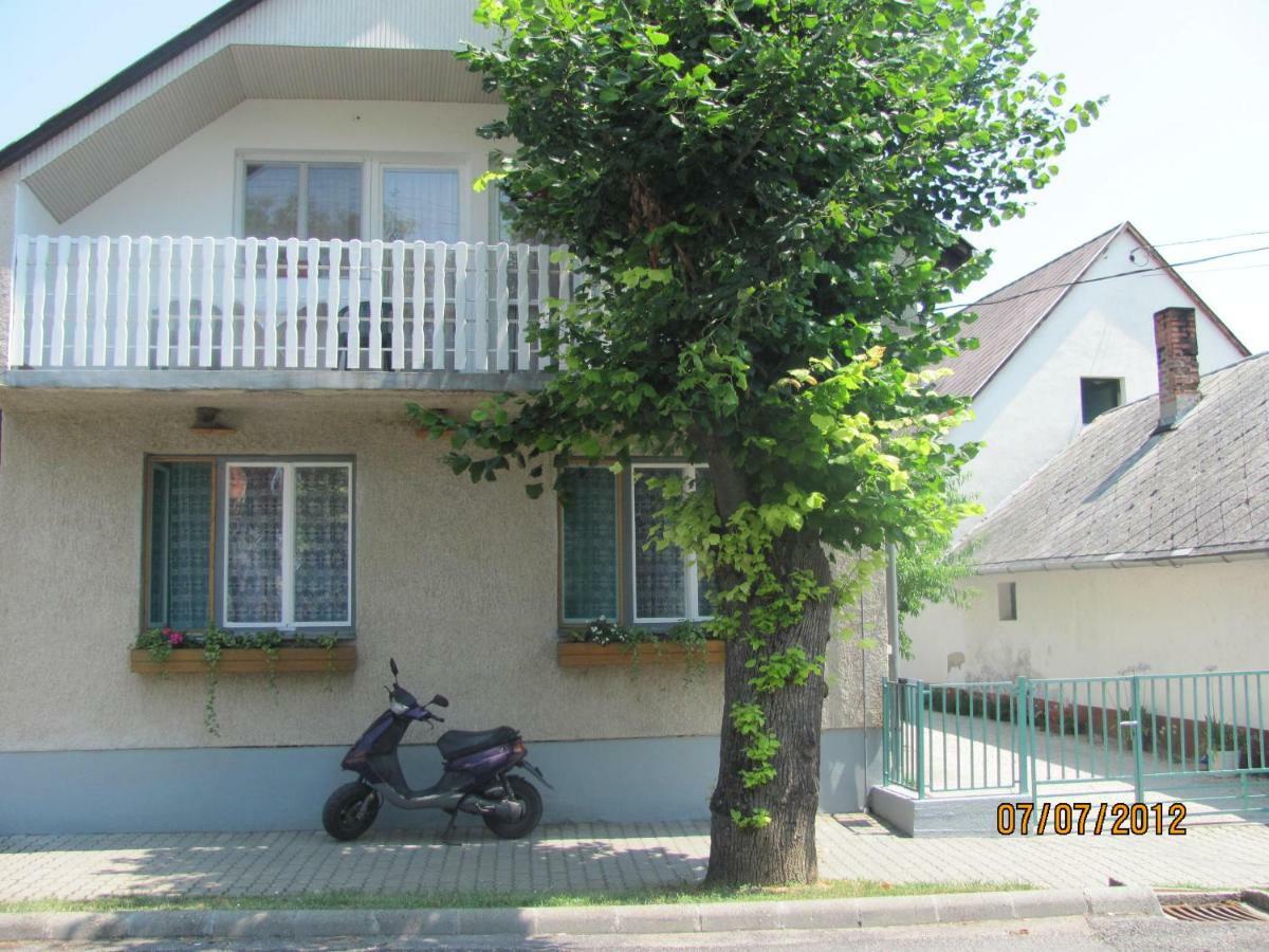 Jasmin Apartman Balatongyörök Exterior foto
